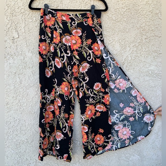 VGUC Xhilaration Womens Floral Boho Slit Wide Pants - Picture 1 of 5